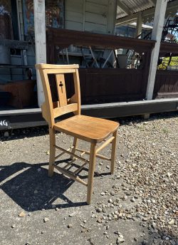 Chapel chairs