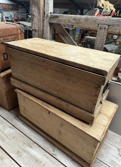 Victorian fitted pine box
