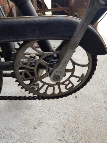Old Bicycles - Image 4