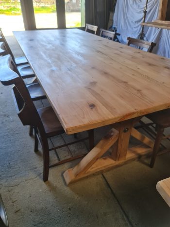 Kamillia "X" Table