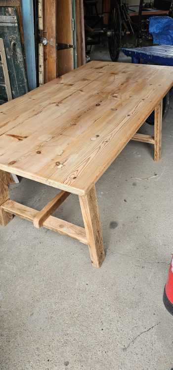 Pine Solid hand made Table - Image 3