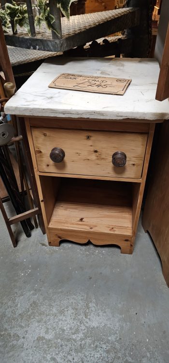 Bathroom sink stand - Image 2
