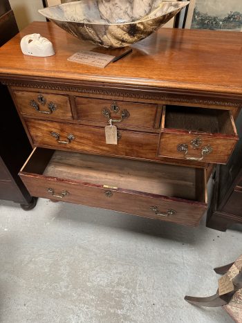 Mahogany Chest of Drawers - Image 2