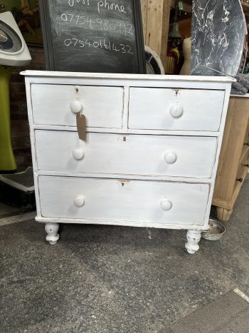 White, painted pine chest of drawers - Image 2