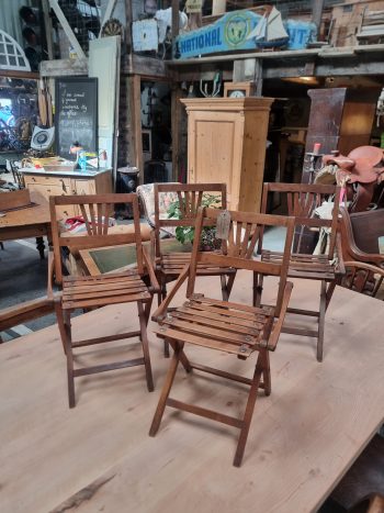 1930's Children's folding chairs - Image 4