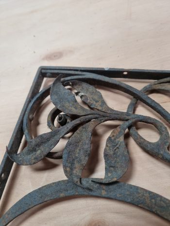 Victorian Metal Grill - Image 4