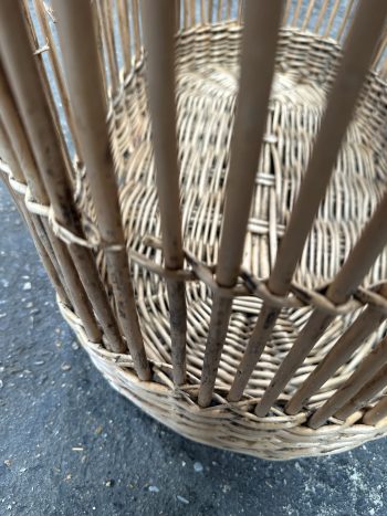 Monsieur Fluffy.  Antique French wicker basket - Image 5