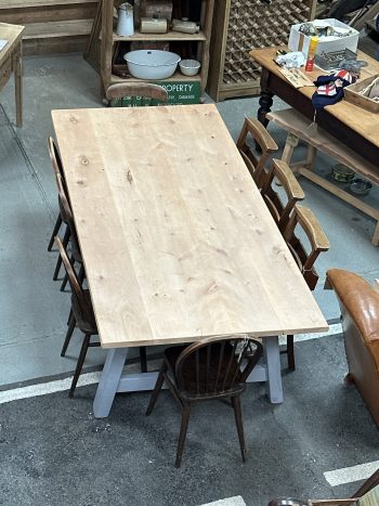 Stew’s Alder Wood table