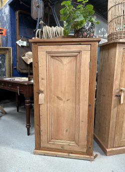 ‘Pineapple’ pine cupboard