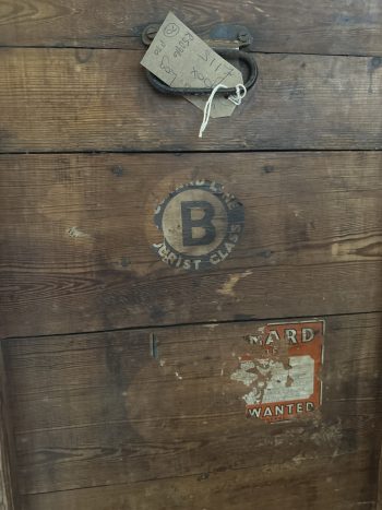 Cunard wooden box - Image 3