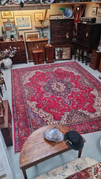 Middle Eastern Style Carpet - Image 2
