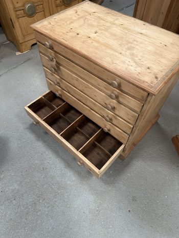 Pine bank of drawers - Image 6