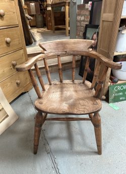 Elm seat smokers bow chair