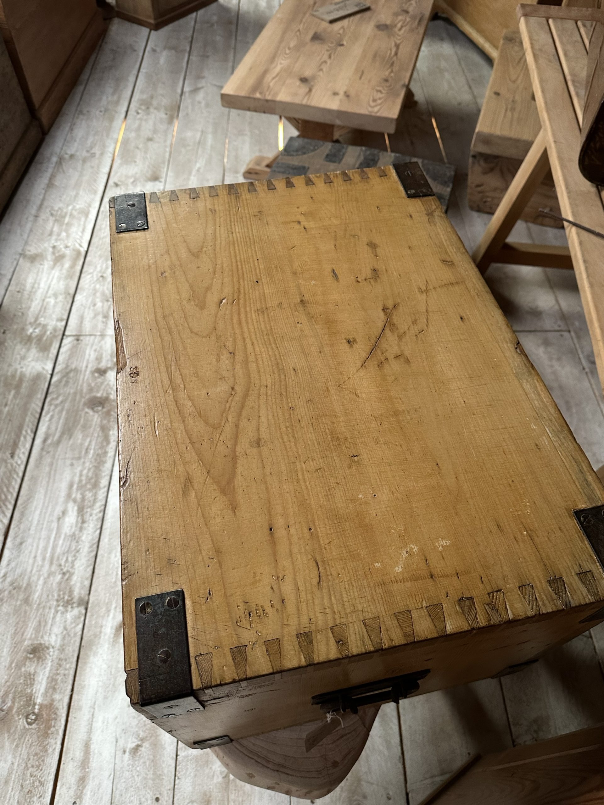 Single drawer pine box - Image 4