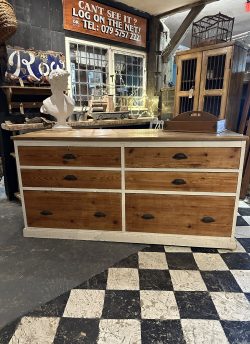 Bank of 6 drawers