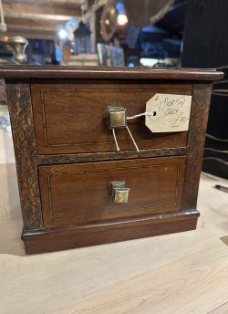 Desk top chest of two drawers