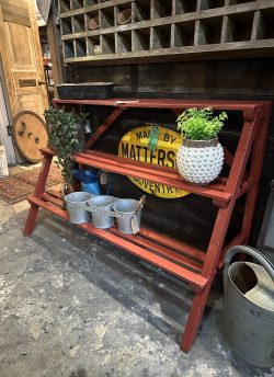 Plant stand
