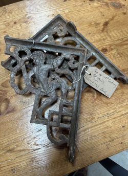 Pair 19th century brackets