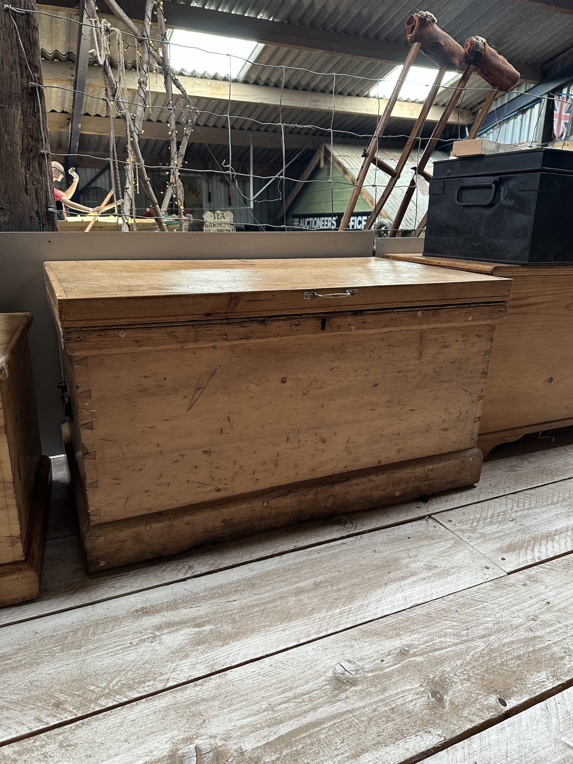 Victorian tool box - Image 4