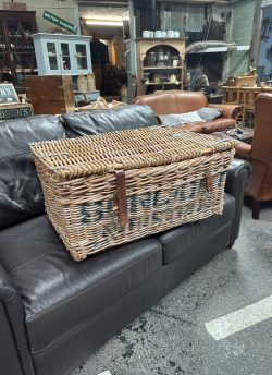 Large wicker basket with lid